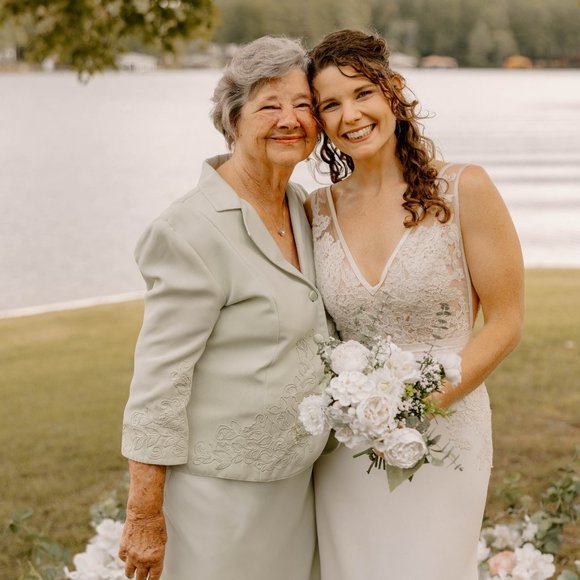 Liz- Anne Barge Ivory Wedding Dress - Picture 2 of 6